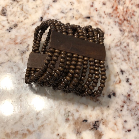 Brown bead cuff bracelet - Picture 2 of 3